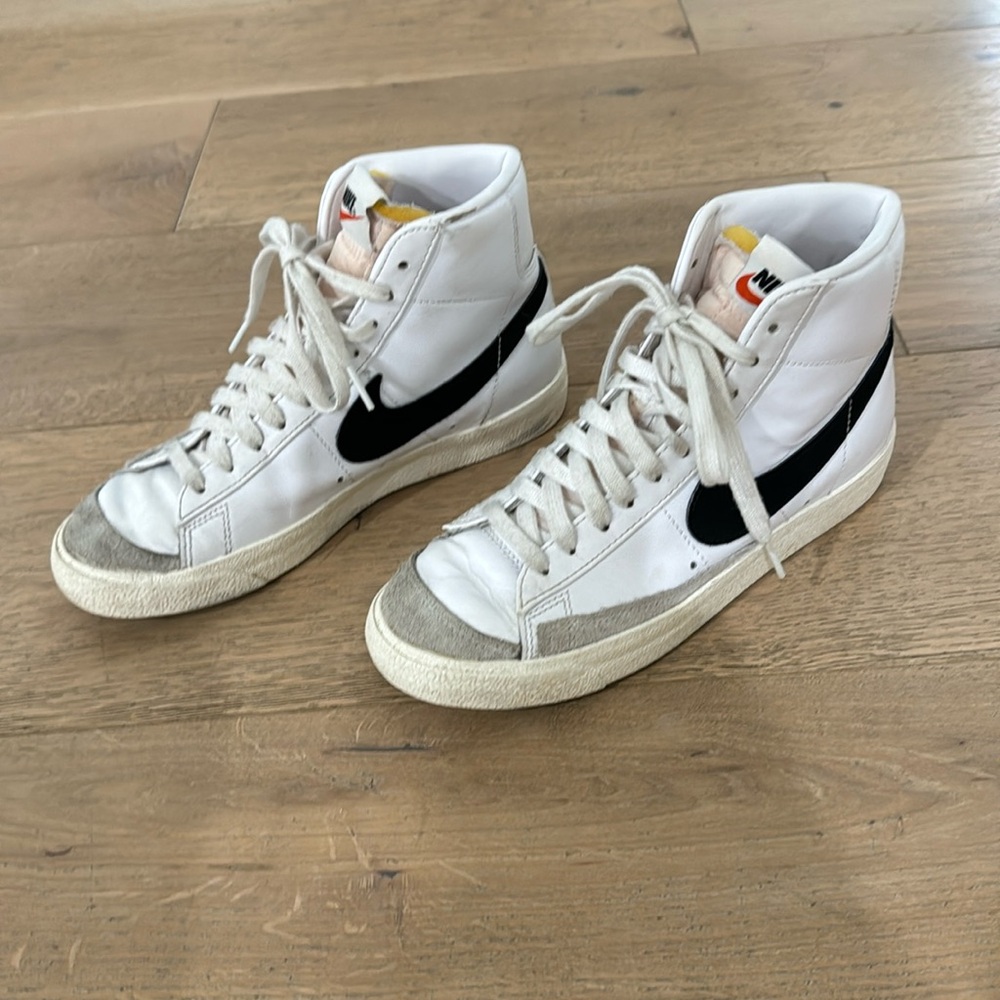 Nike mid blazer shoes